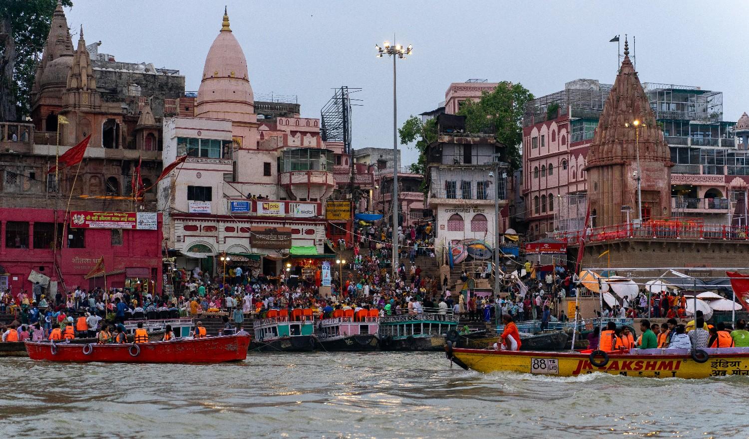 Sacred chants on the ghats of Kashi.